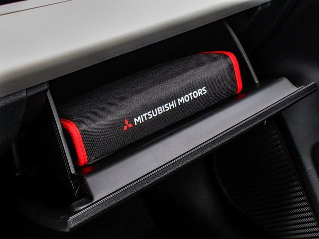 2025 Mitsubishi Outlander SE - 23077746 - 17