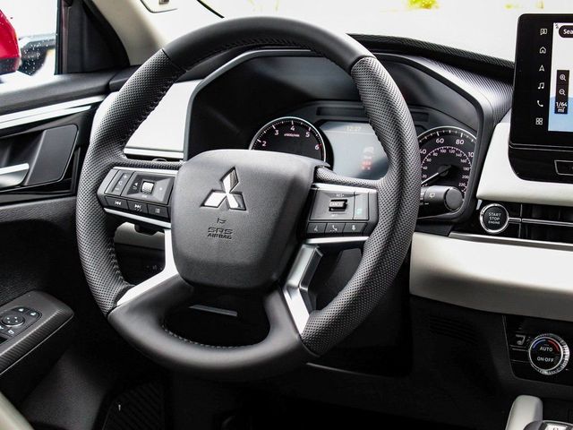 2025 Mitsubishi Outlander SE - 23077746 - 24