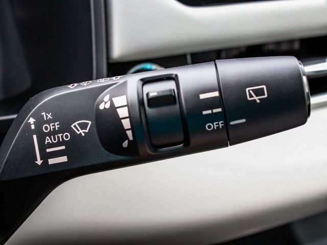 2025 Mitsubishi Outlander SE - 23077746 - 28