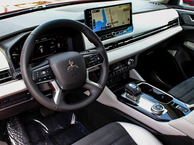 2025 Mitsubishi Outlander SE - 23077863 - 14