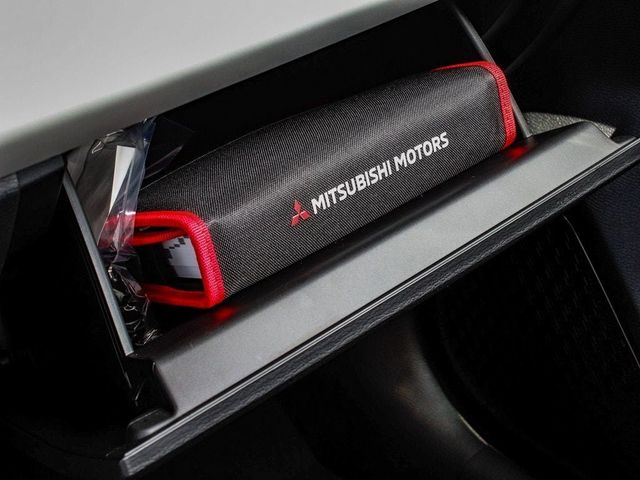 2025 Mitsubishi Outlander SE - 23077863 - 17