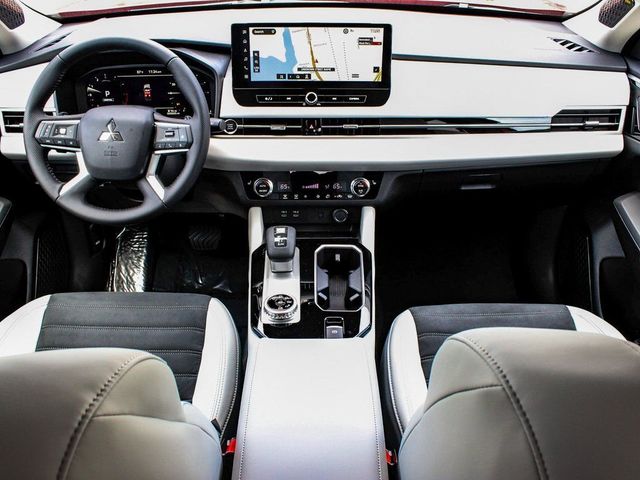 2025 Mitsubishi Outlander SE - 23077863 - 35