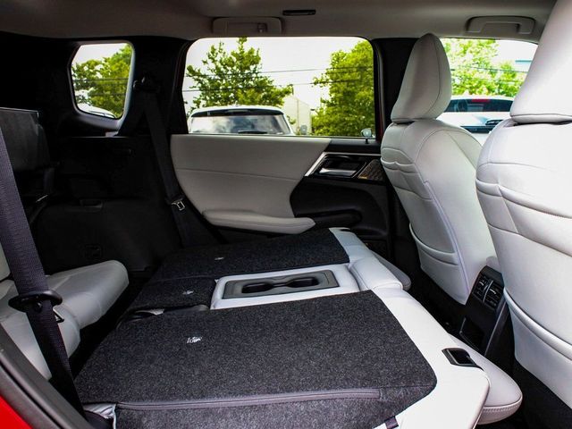 2025 Mitsubishi Outlander SE - 23077863 - 37