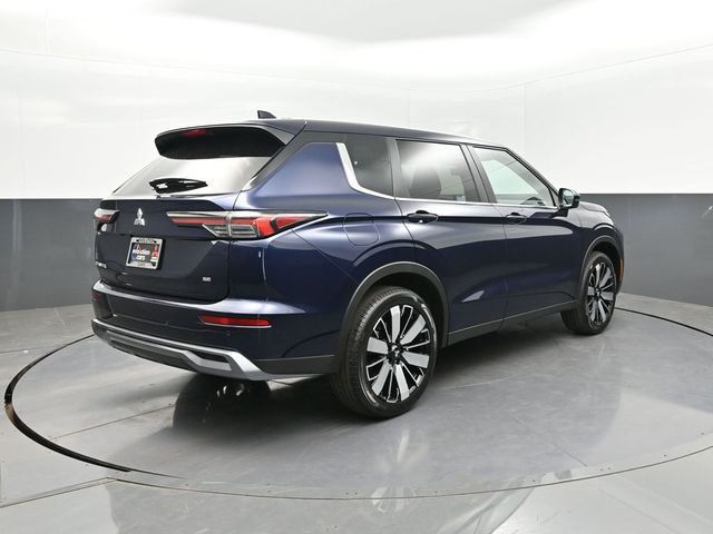2025 Mitsubishi Outlander SE FWD - 22999752 - 24
