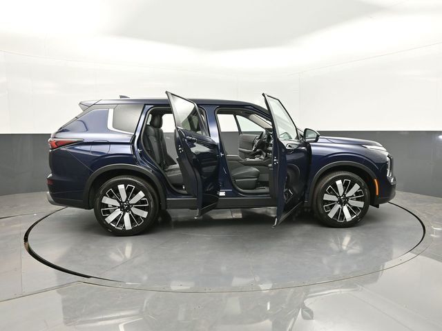 2025 Mitsubishi Outlander SE FWD - 22999752 - 29