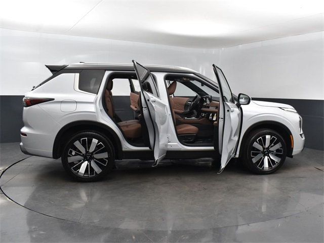 2025 Mitsubishi Outlander SEL - 22790254 - 23