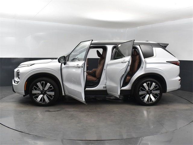 2025 Mitsubishi Outlander SEL - 22790254 - 25