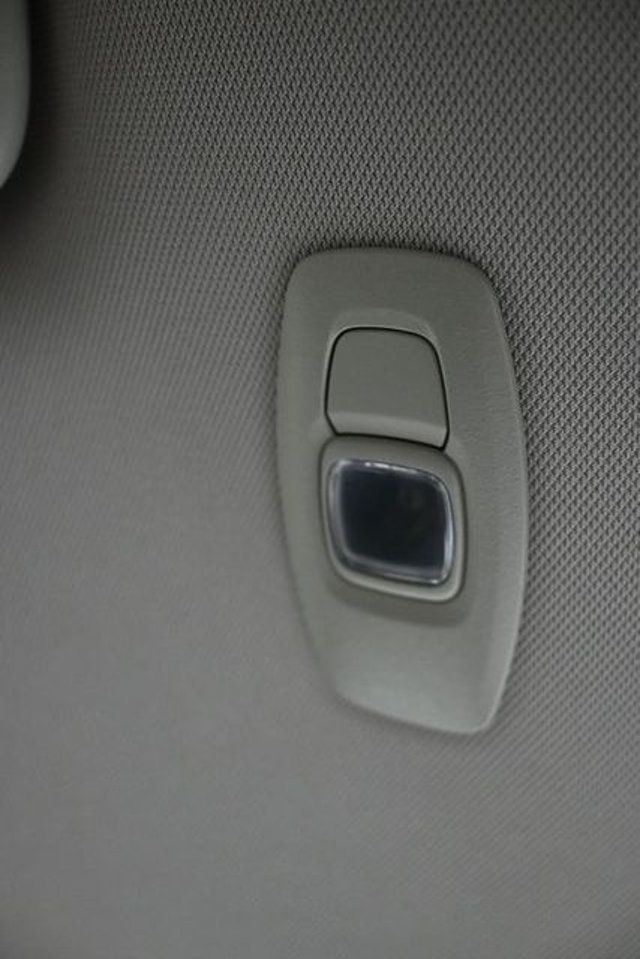 2025 Mitsubishi Outlander PHEV SEL - 23052120 - 18