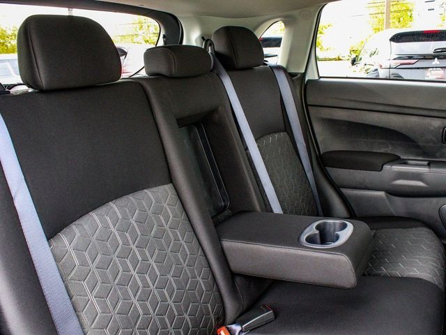 2025 Mitsubishi Outlander Sport 2.0 ES - 23078095 - 36