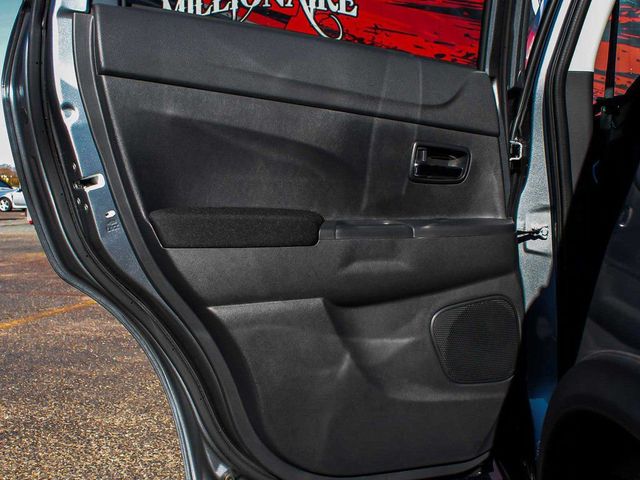 2025 Mitsubishi Outlander Sport 2.0 ES - 23078098 - 11