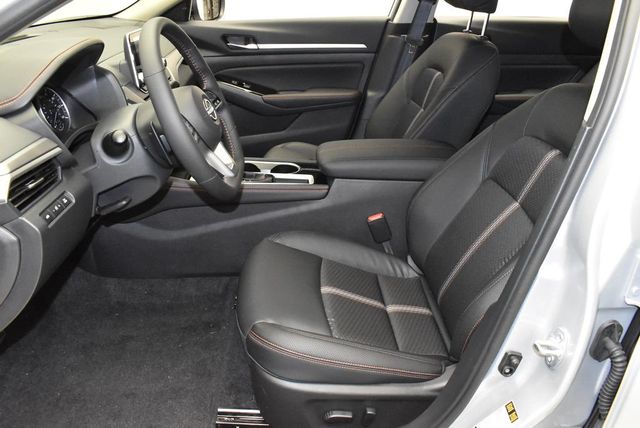 2025 Nissan Altima SR FWD - 22902248 - 11