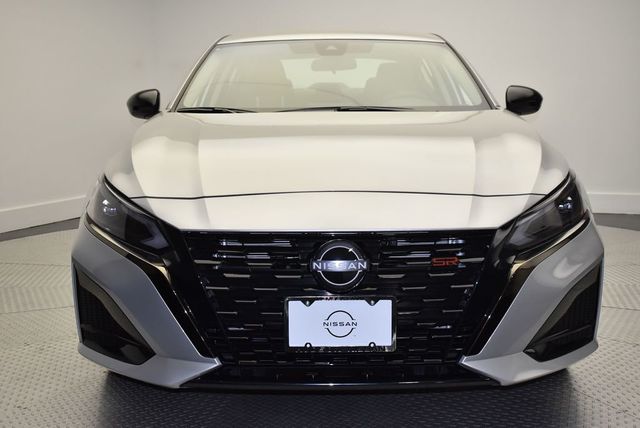 2025 Nissan Altima SR FWD - 22902248 - 1