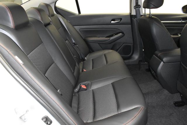 2025 Nissan Altima SR FWD - 22902248 - 28