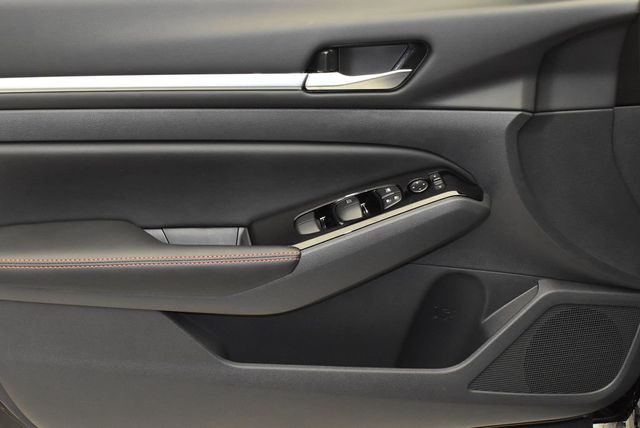 2025 Nissan Altima SR FWD - 22904158 - 10