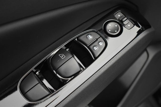 2025 Nissan Altima SR FWD - 22904158 - 11