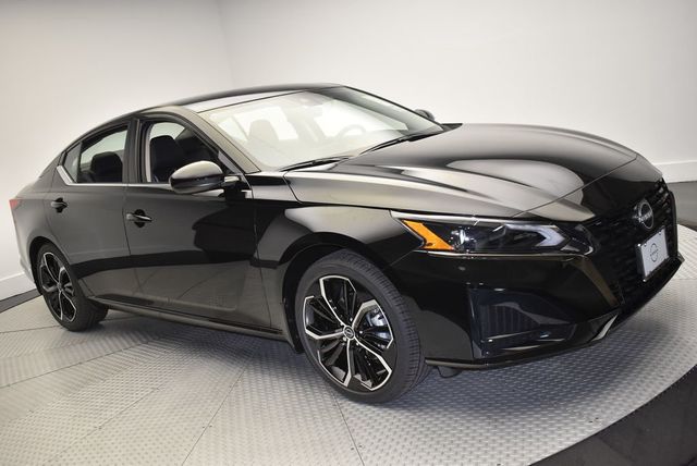 2025 Nissan Altima SR FWD - 22904158 - 2