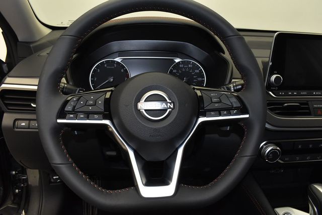 2025 Nissan Altima SR FWD - 22904162 - 17