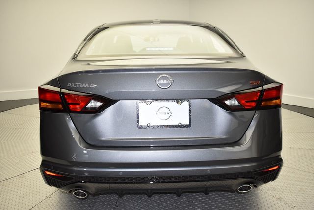 2025 Nissan Altima SR FWD - 22904162 - 5