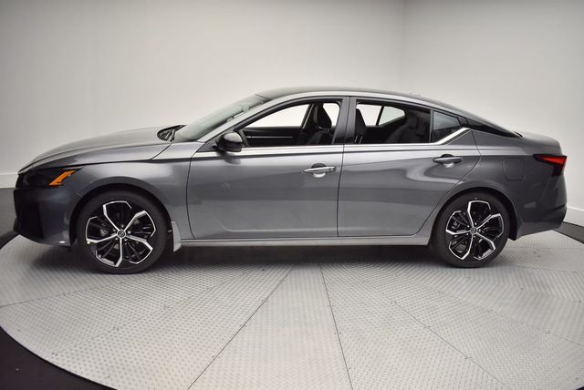 2025 Nissan Altima SR FWD - 22904162 - 7