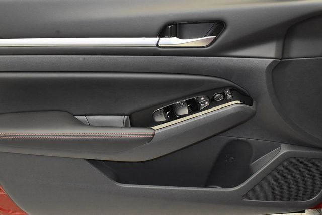 2025 Nissan Altima SR FWD - 22904907 - 10