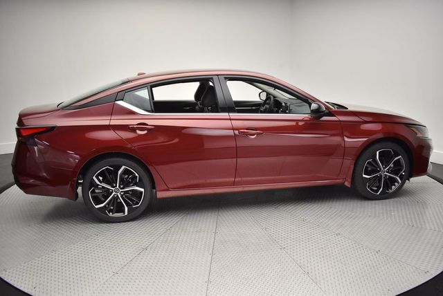 2025 Nissan Altima SR FWD - 22904907 - 3