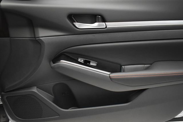 2025 Nissan Altima SR FWD - 22924087 - 23