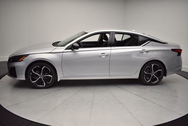 2025 Nissan Altima SR FWD - 22924087 - 8