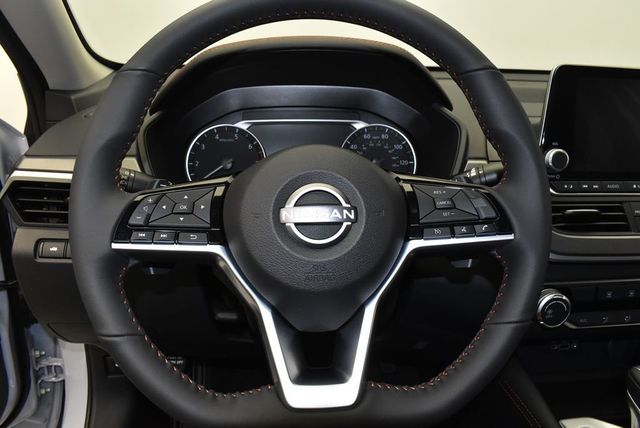 2025 Nissan Altima SR FWD - 22925918 - 17