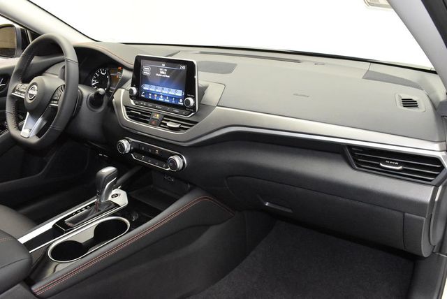 2025 Nissan Altima SR FWD - 22925918 - 26