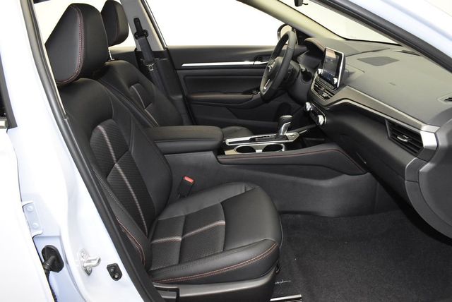 2025 Nissan Altima SR FWD - 22925919 - 24