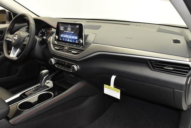 2025 Nissan Altima SR FWD - 22928711 - 26