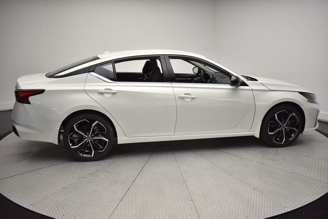 2025 Nissan Altima SR FWD - 22928711 - 3