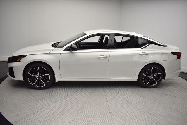 2025 Nissan Altima SR FWD - 22928711 - 7