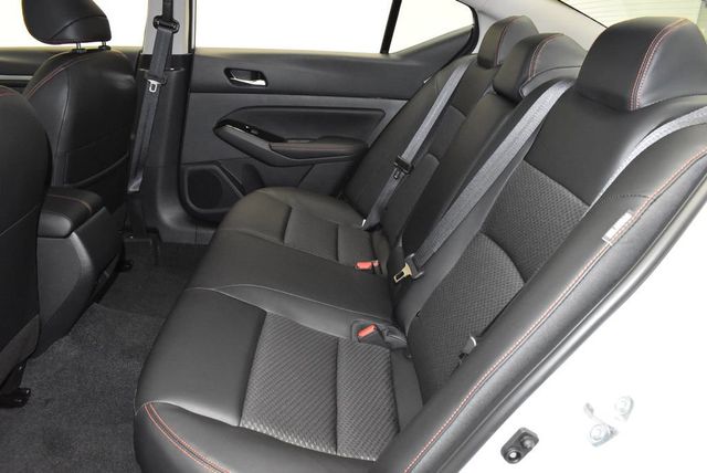 2025 Nissan Altima SR FWD - 22928712 - 34