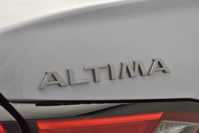 2025 Nissan Altima SR FWD - 22928712 - 8