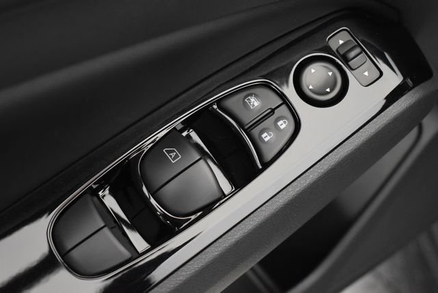 2025 Nissan Altima SR FWD - 22931440 - 11