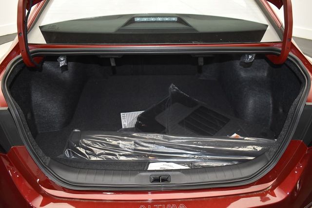 2025 Nissan Altima SR FWD - 22931441 - 37