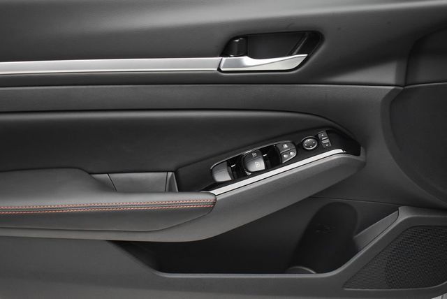 2025 Nissan Altima SR FWD - 22933309 - 10