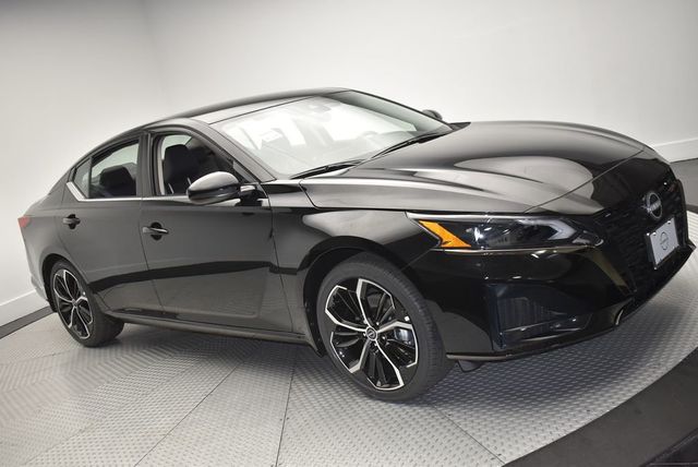 2025 Nissan Altima SR FWD - 22939369 - 2