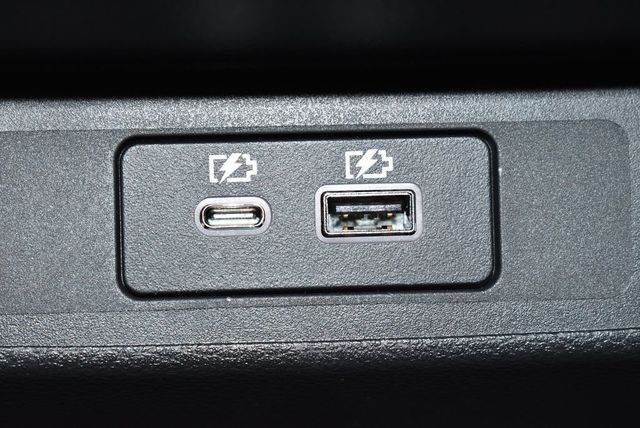 2025 Nissan Altima SV FWD - 22925917 - 32