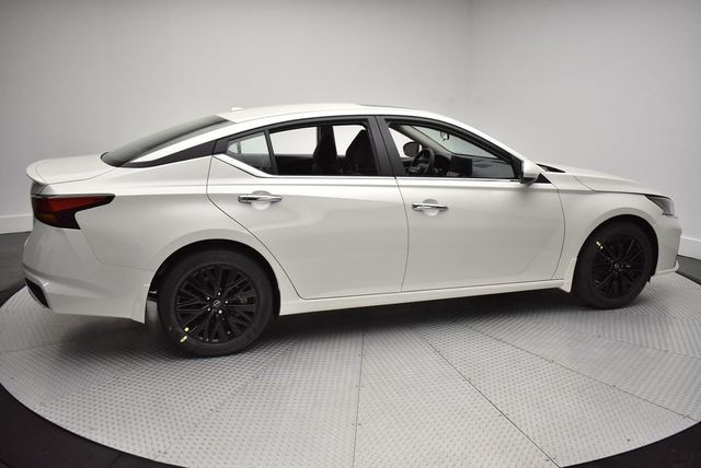 2025 Nissan Altima SV FWD - 22925917 - 3