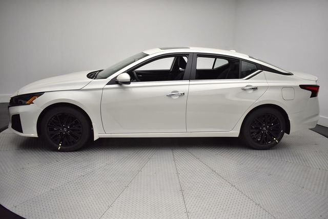 2025 Nissan Altima SV FWD - 22925917 - 7