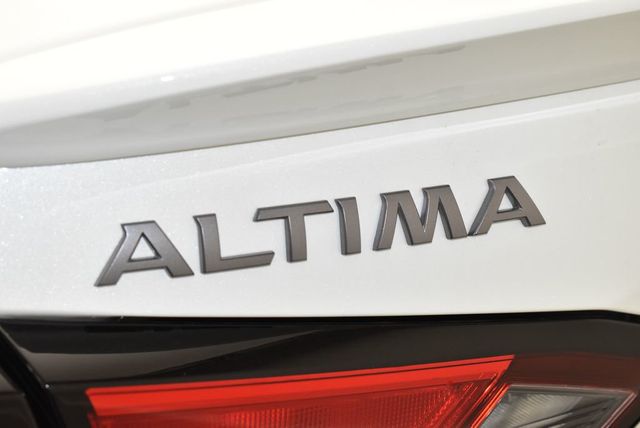 2025 Nissan Altima SV FWD - 22925917 - 8