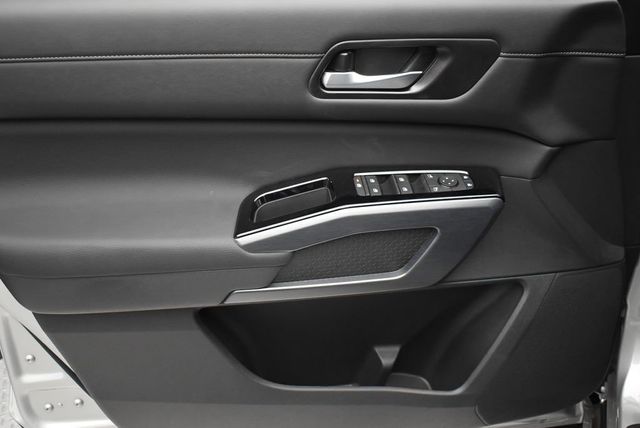 2025 Nissan Pathfinder SL 4WD - 22919043 - 9