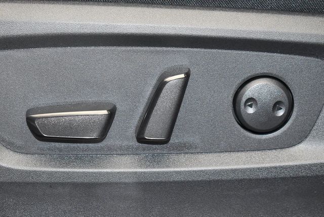 2025 Nissan Pathfinder SL 4WD - 22919043 - 13