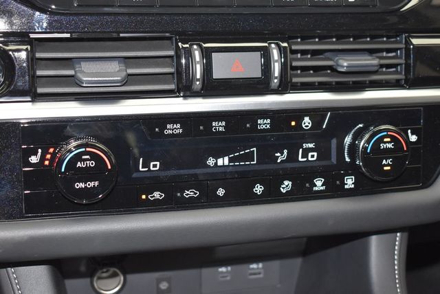 2025 Nissan Pathfinder SL 4WD - 22919043 - 21