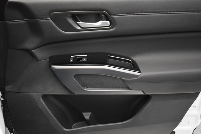 2025 Nissan Pathfinder SL 4WD - 22921591 - 24