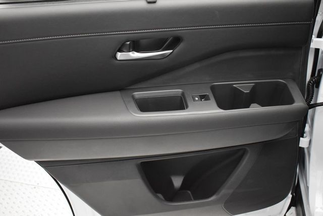 2025 Nissan Pathfinder SL 4WD - 22921591 - 38