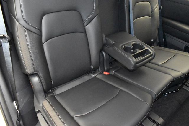 2025 Nissan Pathfinder SL 4WD - 22921679 - 32