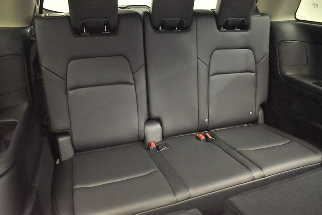 2025 Nissan Pathfinder SL 4WD - 22921679 - 34